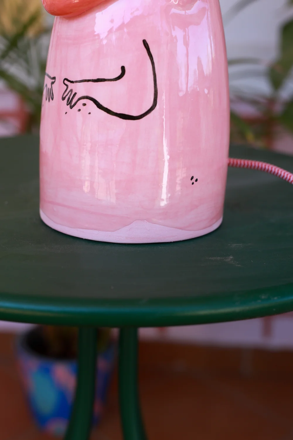 lampa żaba różowa biało czerwony kabel przeceniona