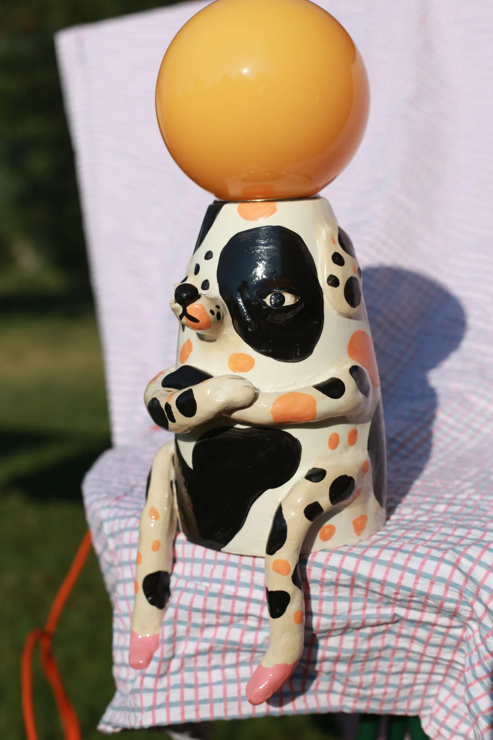 lampa  obrażona paniusia